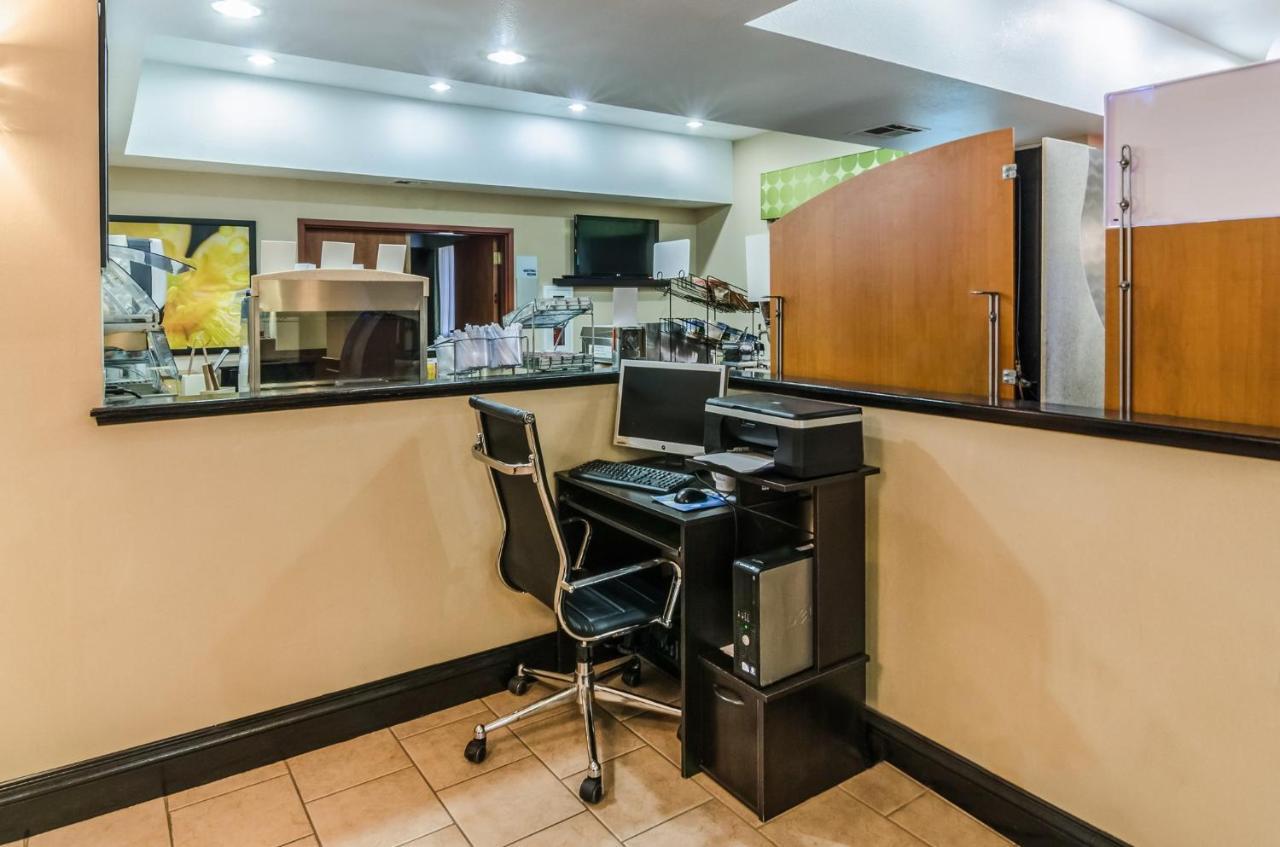 Holiday Inn Express Hotel & Suites Vinita By Ihg Ngoại thất bức ảnh