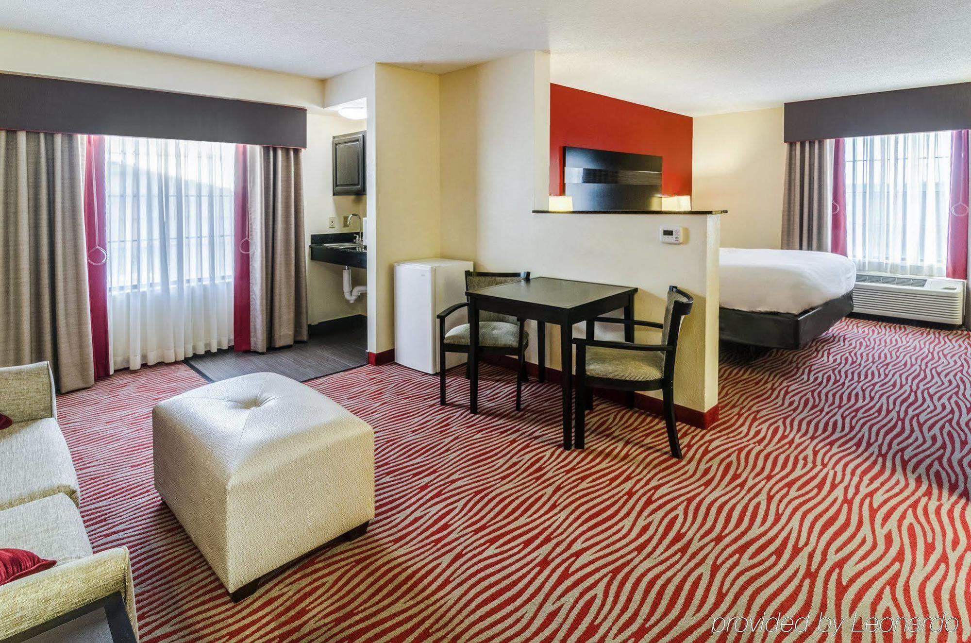 Holiday Inn Express Hotel & Suites Vinita By Ihg Ngoại thất bức ảnh