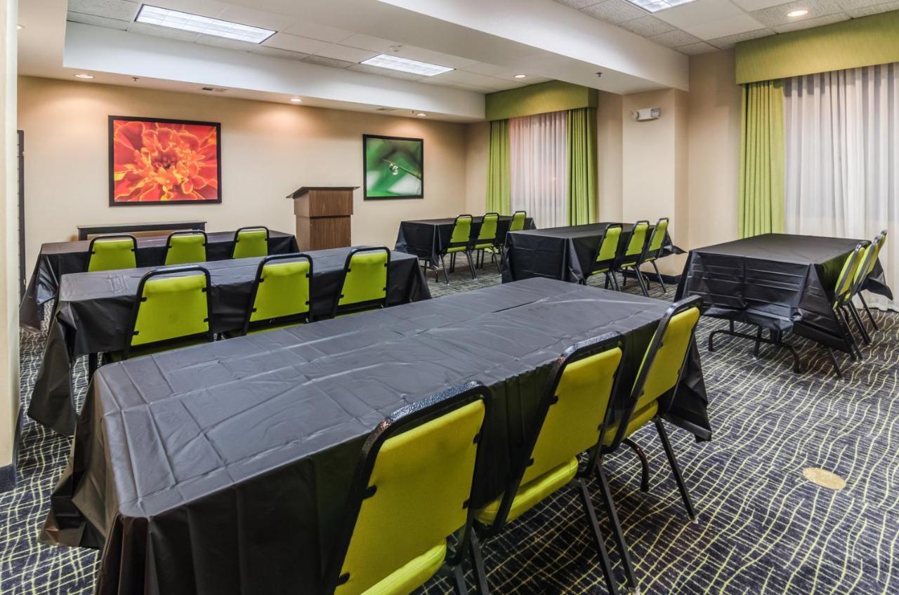 Holiday Inn Express Hotel & Suites Vinita By Ihg Ngoại thất bức ảnh